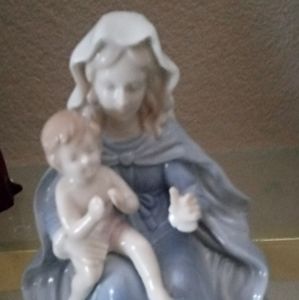 PORCLEIN MUSICAL STAURE